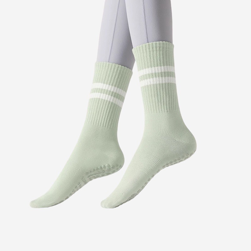 Pilates Yoga Footwear - レディースミッドカーフ滑り止めヨガフットインソール冬用グリップ付きピラティススポーツインソール、シャーク柄レギンスと合わせて使える室内ワークアウトインソール