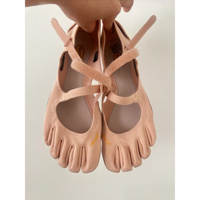 女性用スプリットトゥ5本指ベアフットシューズ ソフトソール  - Pilates Yoga Footwear のレビューと価格